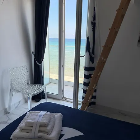 Sulla Battigia 4*